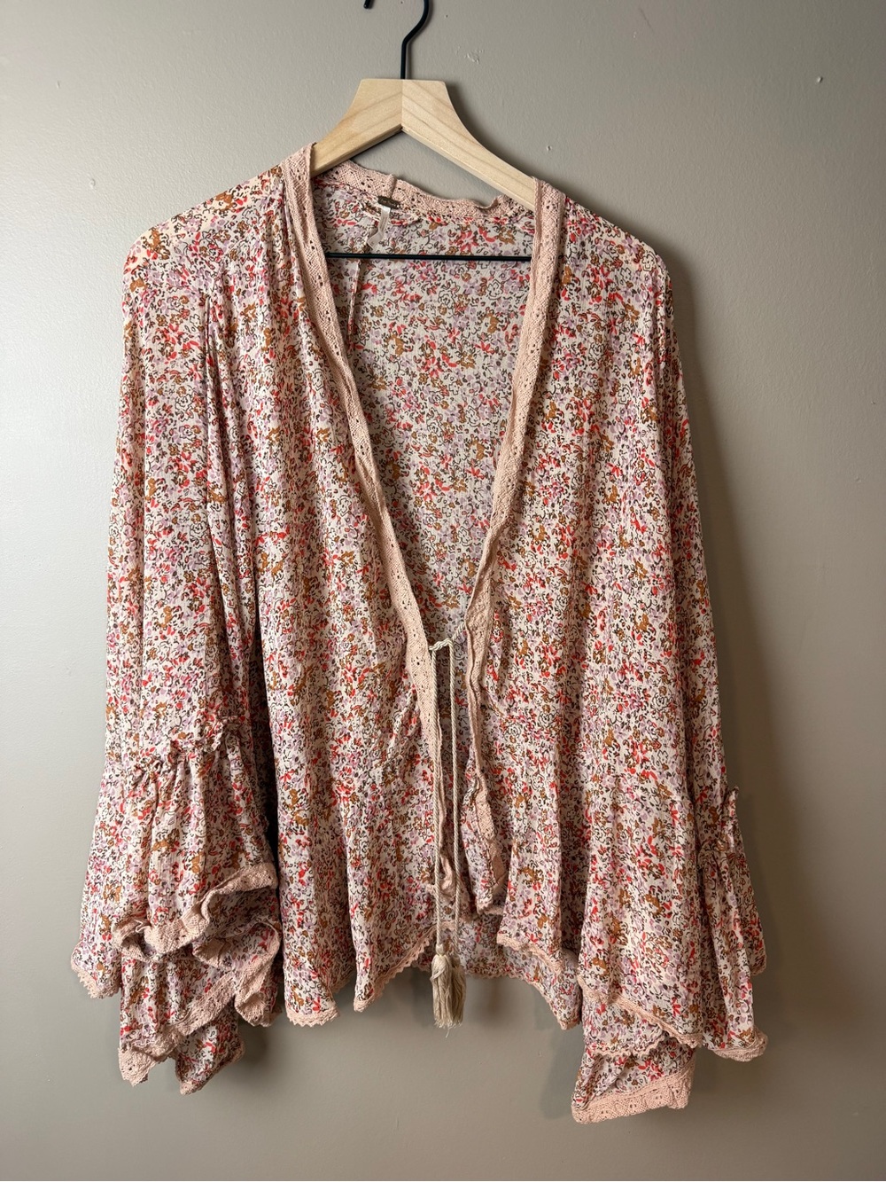 Free People Lola Floral Chiffon Kimono Cardigan Tie Front Lace Trim - Picture 2 of 7